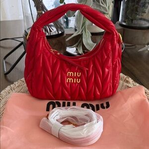 Fashion Vibrant Red Quilted Shoulder Bag